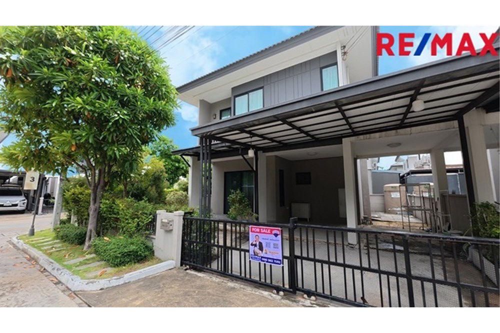 picture [920091015-149] "Charming Thai Oasis in Prime Location" - 3/29