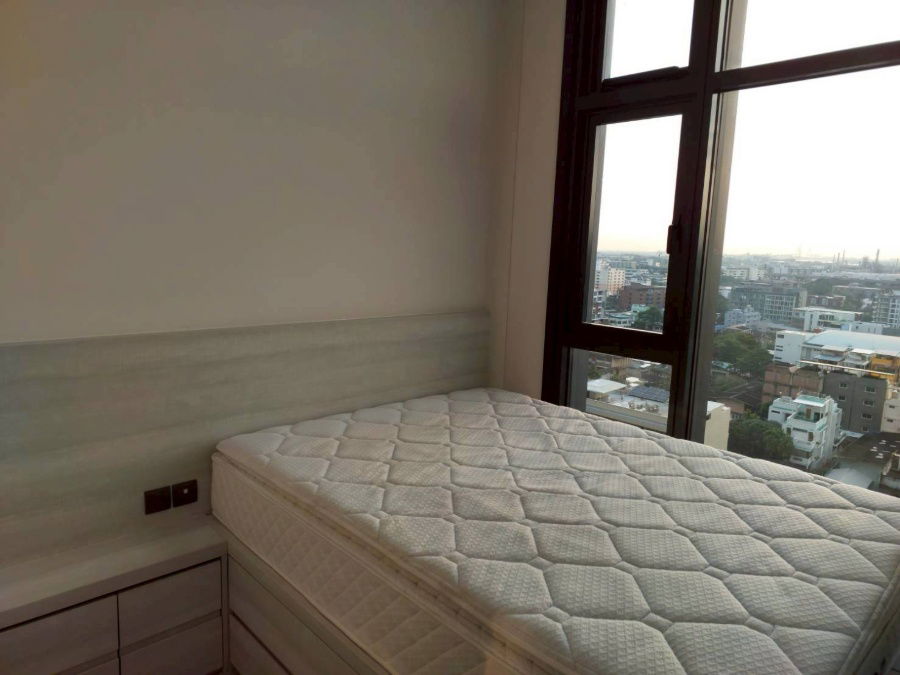 picture 🌤️ Bright and open west-facing room with a great city view at The Line Sukhumvit 101🏢 - 8/9