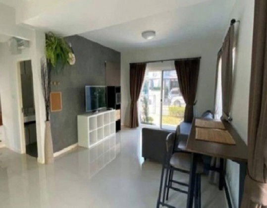 รูป ให้เช่าบ้านเดี่ยว 2 ชั้น หมู่บ้านพฤกษ์ลดา ซอยประชาอุทิศ 90 ใกล้ โรงเรียนสารสาสน์-วิเทศ เฟอร์นิเจอร์ครบ แอร์ 4 เครื่อง อยู่อาศัยเท่านั้น - รูปที่ 14/15