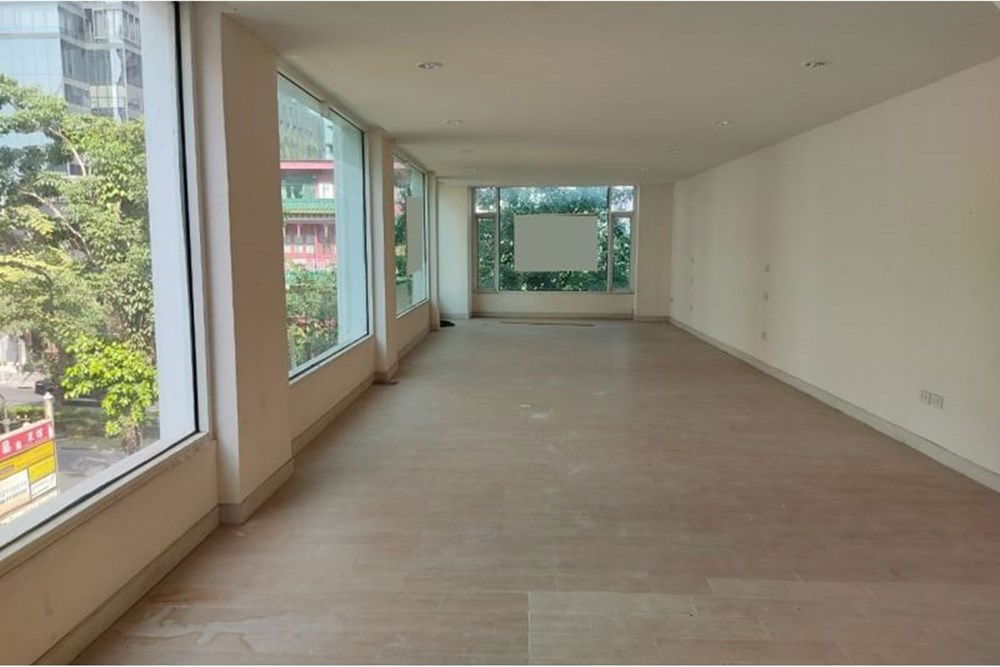 รูป [920271003-513] พื้นที่ออฟฟิศ/โชว์รูมให้เช่า อยู่ใจกลางสีลม ติดถนนใหญ่ - รูปที่ 11/11