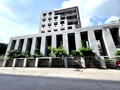 สำนักงาน กรุงเทพมหานคร : ขายอาคารพาณิชย์ 7 ชั้นพร้อมโกดัง ทำเลทอง ซอยศรีนครินทร์42 ใกล้รถไฟฟ้าสถานีสวนหลวงร.9