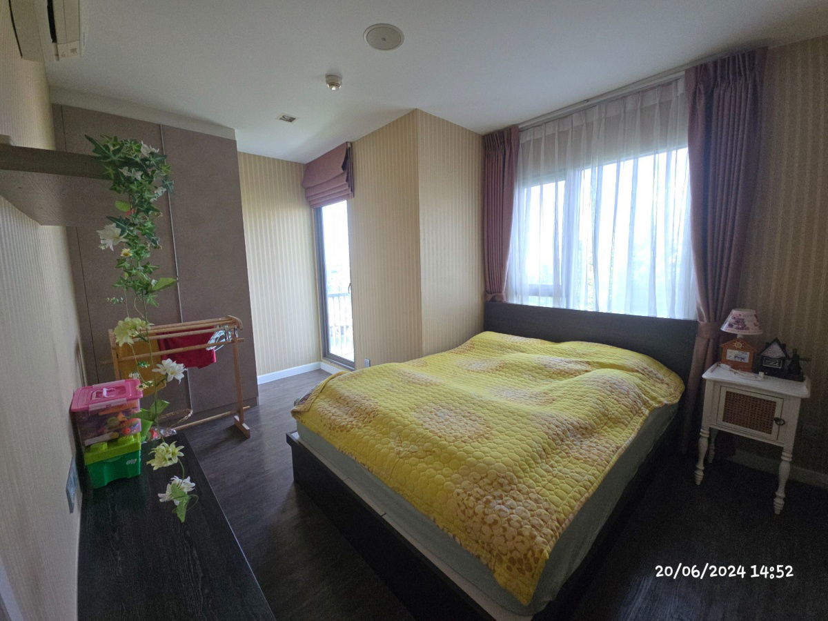 picture Condo for rent at B Campus Ngamwongwan. Large unit suitable for the whole family. Fully furnished and ready to move in. 68 sq. wah, 3 bedrooms - 5/18