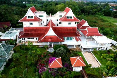 กิจการ บางละมุง ชลบุรี : Luxury Resort for Sale in Huay Yai Pattaya | 13.3 Rai | Boutique Resort with Villas & Bungalows | Prime Investment Opportunity