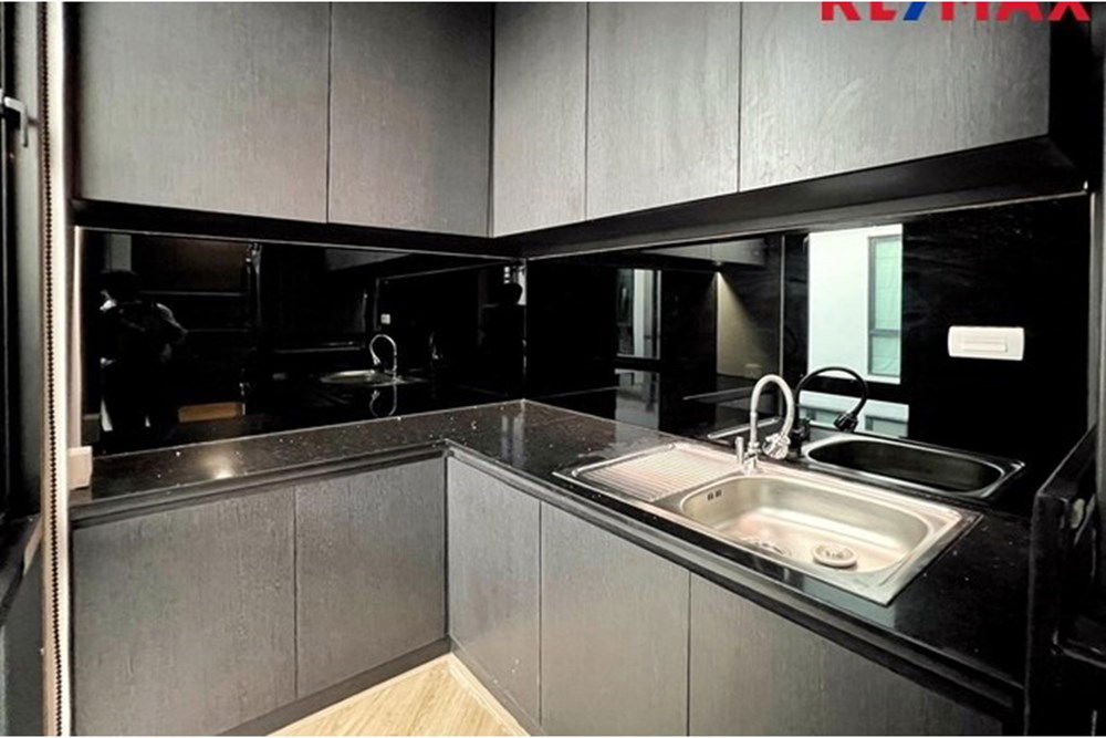 รูป [920091001-1046] ขาย โฮมออฟฟิศหรู 4 ชั้น THE FRONT ลาดพร้าว-รัชดา - รูปที่ 66/80