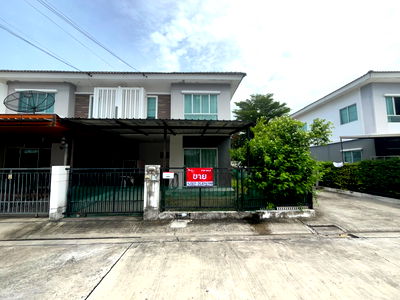 ทาวน์โฮม ชลบุรี : ขายทาวน์โฮม 2 ชั้น หลังมุม 3 ห้องน้ำ 2 ห้องน้ำ