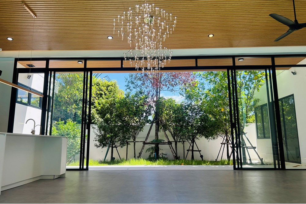 รูป [920071069-20] Beverly Hills Chaengwattana Brand New Villa Luxury Pool Villa For Sale - รูปที่ 17/21