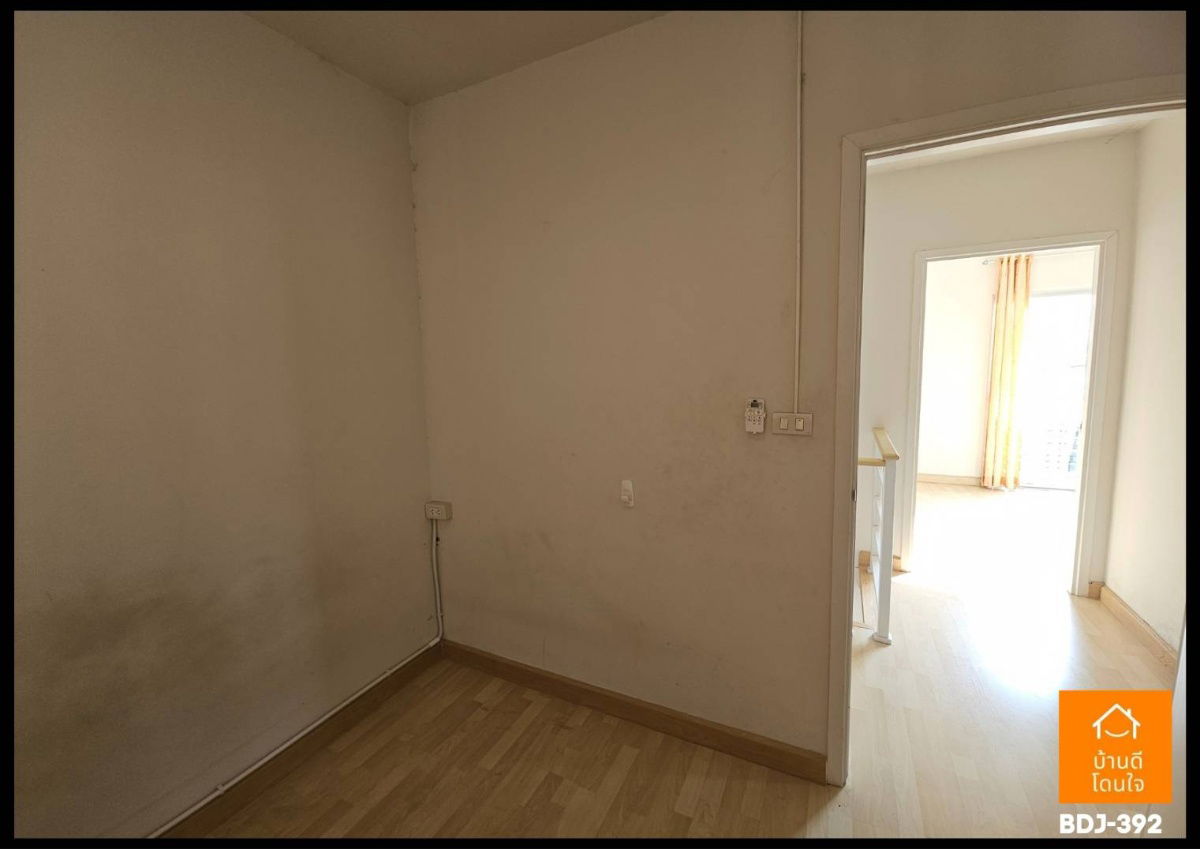 picture Old house, needs renovation, The Connect Chaengwattana 2 (21 sq m), 3 bedrooms, 2 bathrooms, next to the MRT, Muang Thong Thani Lake Station - 19/24