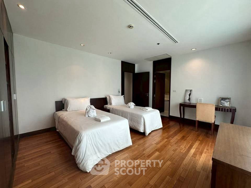 รูป คอนโด 3-ห้องนอน ที่ รอยัล เรสซิเดนท์ พาร์ค ใกล้ BTS เพลินจิต (ID 2427719) - รูปที่ 7/13