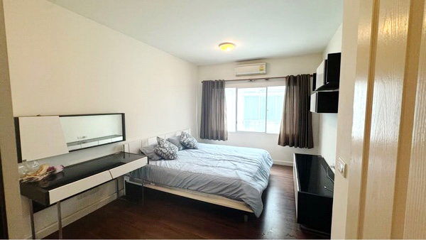picture FOR RENT TOWN AVENUE RAMA 9 / 3 bedrooms 3 bathrooms / 20 Sqw. 160 Sqm. **25,000** CLOSE TO THE MALL BANGKAPI - 4/11