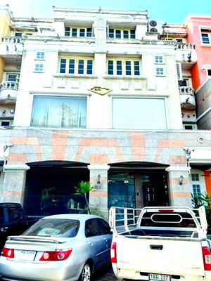 เช่าอาคารพาณิชย์ ถนนสิรินธร  : บรมราชชนนี 5น้ำ โชว์รูม 1,260ตร.ม. คลินิก 7นอน MRTบางบำหรุ433ม. ถ.สิรินธร เซ็นทรัล ปิ่นเกล้า 1.5 กม. 7ชั้น ออฟฟิตใหญ่ 46ตร.วา.