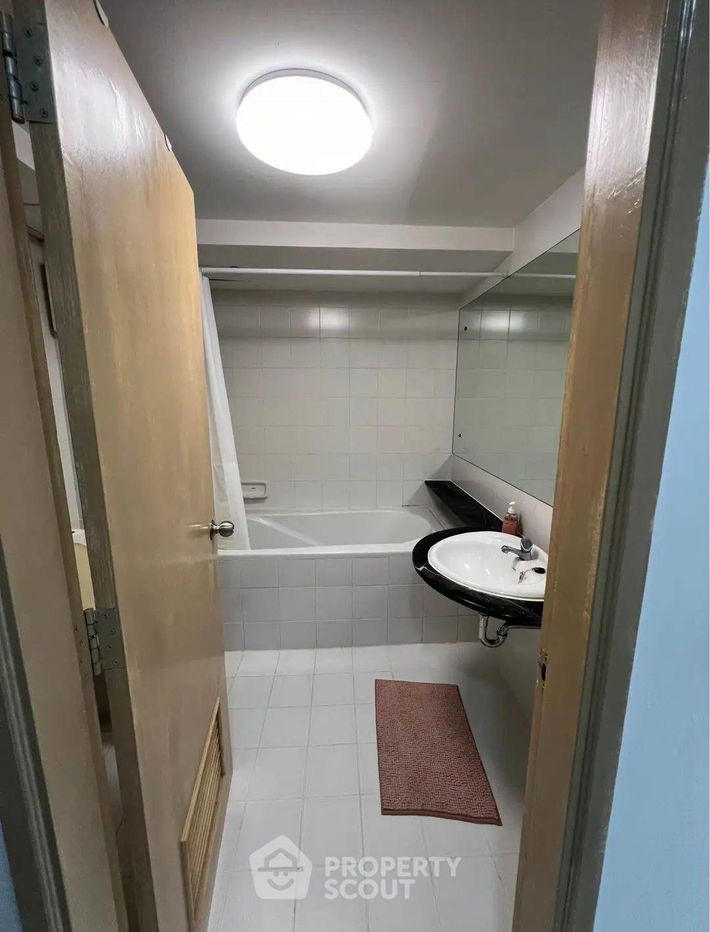 picture 1-BR Condo at Raintree Villa Sukhumvit 53 near BTS Thong Lor (ID 2052003) - 8/10