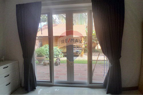 picture [920471017-284] Rent Spacious 4 Bedroom Pool Villa at Naklue 16/1 - 26/33