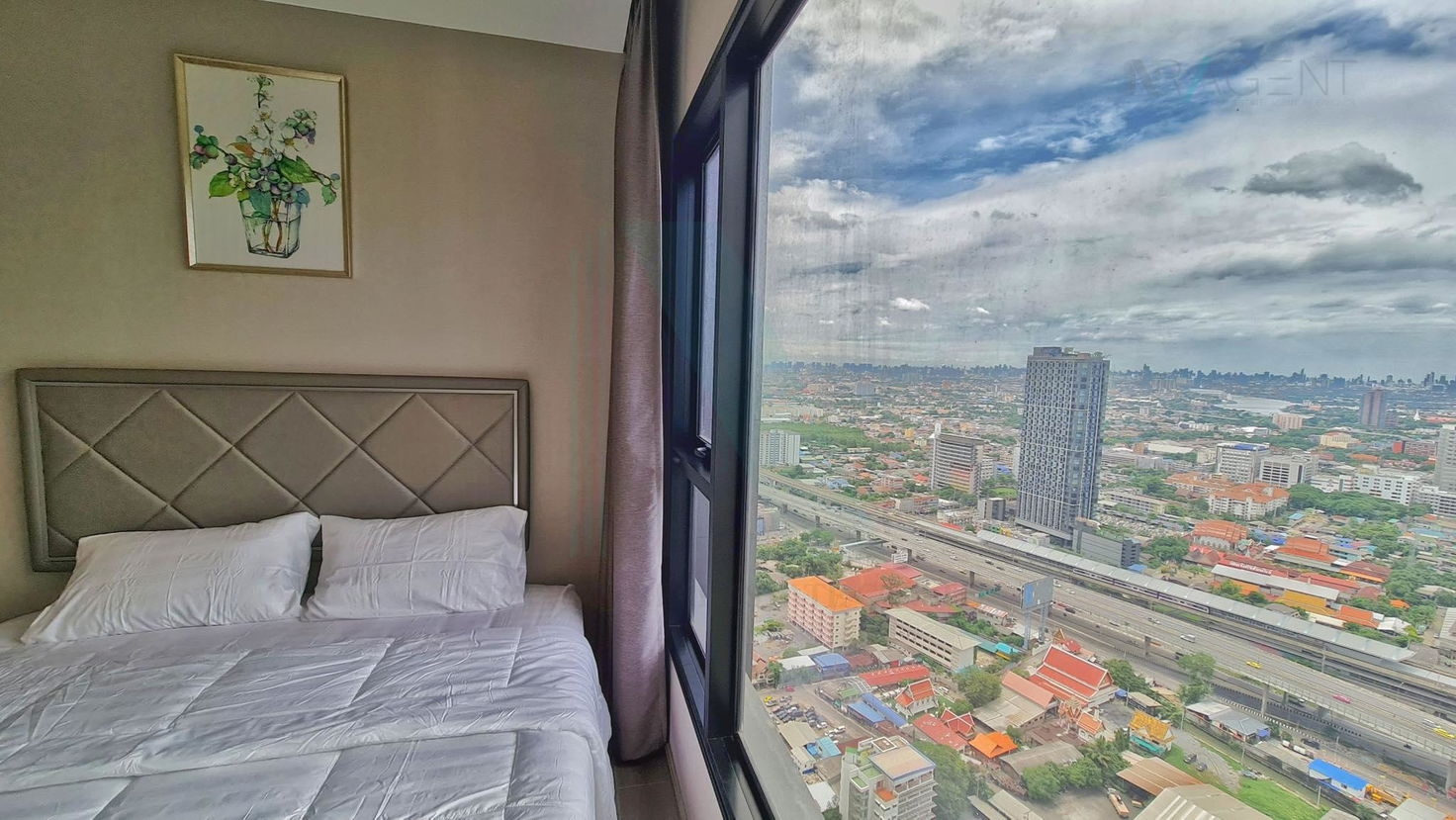 picture 🔺 For Sell Condo THE POLITAN RIVE Building 1, Floor 44,2 bed room, Room size 52 sqm - 1/8
