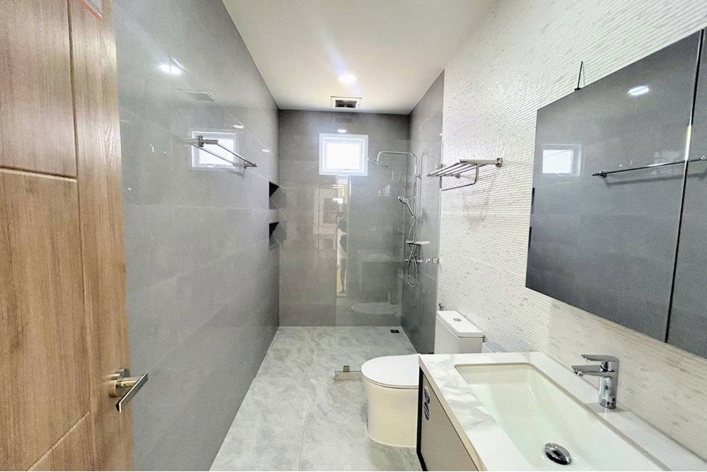 picture [920471004-1024] Modern 3 Bedroom Pool Villa House near Mabprachan Lake for rent - 19/20