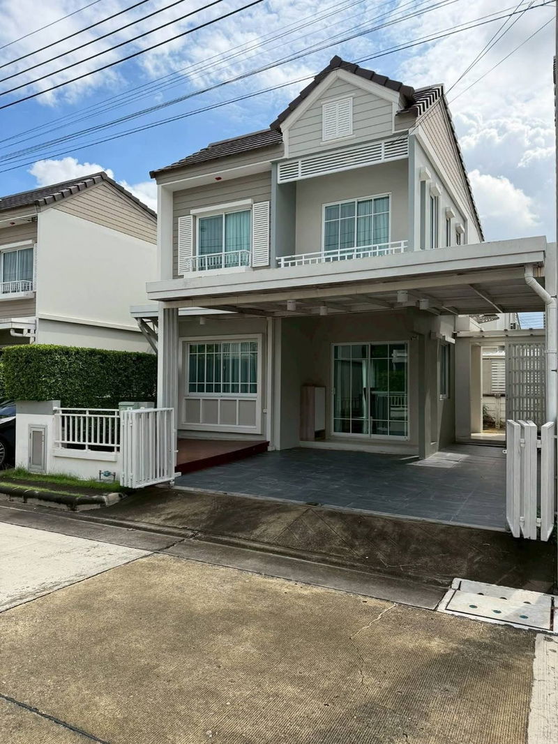 บ้านเดี่ยวให้เช่า : ให้เช่าบ้าน หมู่บ้านเดอะวิลเลจบางนา บ้านหลังมุมซอย มหาชัย เดินทางสะดวก ใกล้เมกาบางนาทางด่วน และมอเตอร์เวย์- RW007138