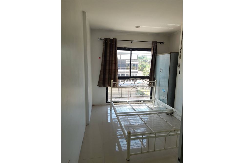 รูป [92001012-108] ขายอาคารพาณิชย์ เนื้อที่ 20.8ตรว. ต.บ้านสวน ชลบุรี - รูปที่ 2/28