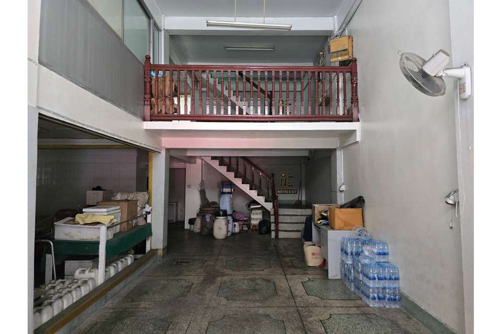 รูป [920271003-721] ทาวน์เฮ้าส์ 3 คูหาให้เช่าย่านพระราม 4, กรุงเทพมหานคร - รูปที่ 8/22