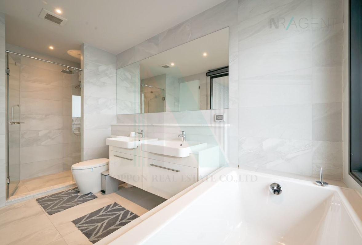 picture ð For Sell Condo RHYTHM EKKAMAI Building 1, Floor 30,3 bed room, Room size 120 sqm - 8/8