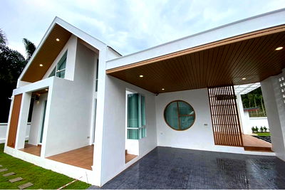 บ้านเดี่ยว เมืองกระบี่ กระบี่ : [920281015-50] House with pool