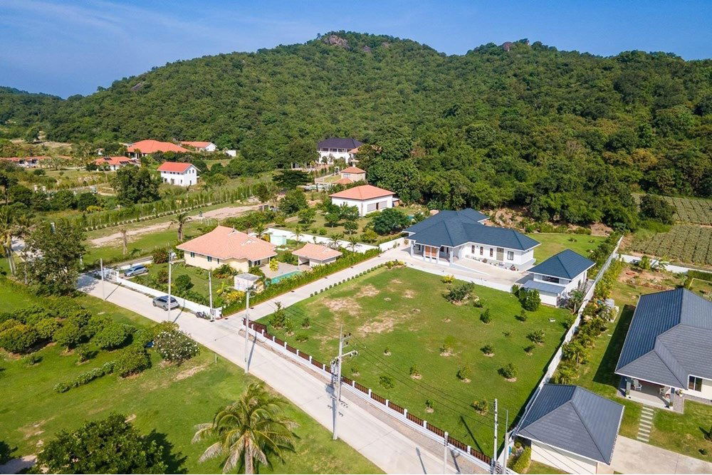 รูป [920011003-107] Luxury House for sale in HuaHin - รูปที่ 9/66
