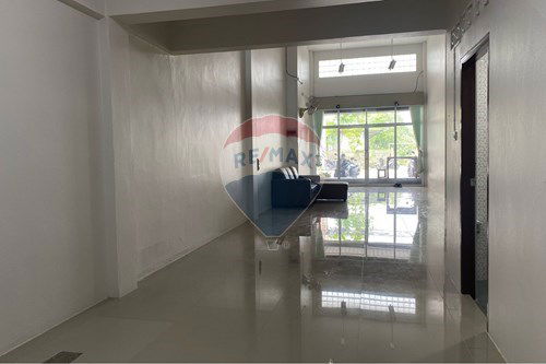 รูป [920621001-40] "ทาวน์เฮ้าส์ 3 ชั้นสุดคุ้มในเกาะพะงัน" - รูปที่ 5/20