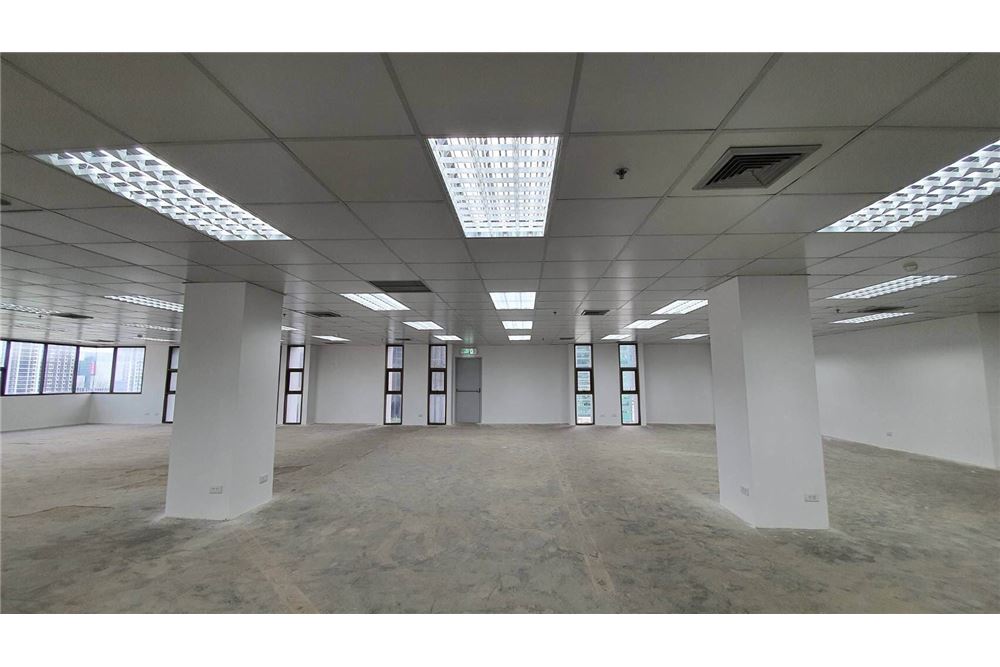 รูป [920271003-779] Office Space near BTS Chongnonsi - รูปที่ 10/13