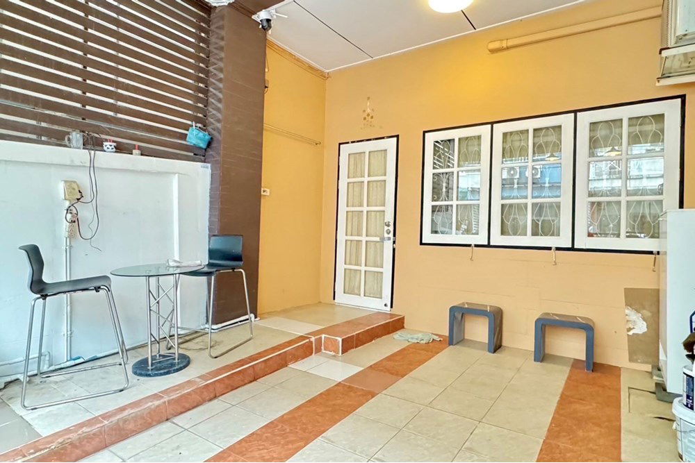 รูป [920021043-2] Urgert Sale!!! 3-Storeys Townhome near Ekamai, Thonglor, Central, CDC - รูปที่ 3/16