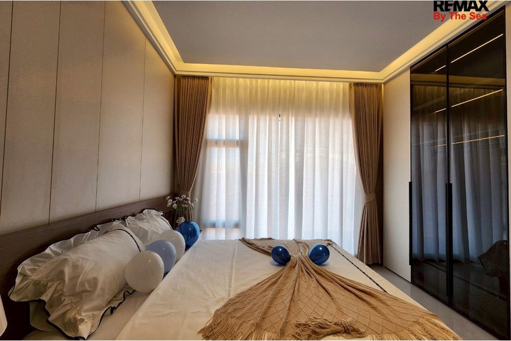 รูป [920611001-368] "วิลล่าหรูใจกลางพัทยา พร้อมสระส่วนตัว" - รูปที่ 37/55