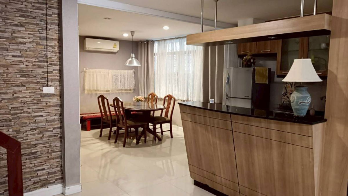 รูป ⚡ ให้เช่า บ้านเดี่ยว 2 ชั้น ซอย ลาดพร้าว 42 ใกล้ BTS ขนาด 70 ตร.ว. ⚡ - รูปที่ 9/20