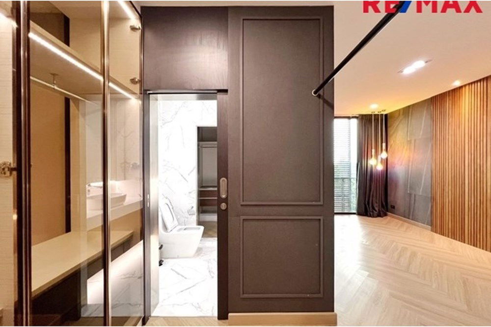 รูป [920091001-1046] ขาย โฮมออฟฟิศหรู 4 ชั้น THE FRONT ลาดพร้าว-รัชดา - รูปที่ 56/80