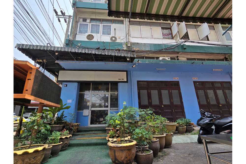 รูป [920271003-721] ทาวน์เฮ้าส์ 3 คูหาให้เช่าย่านพระราม 4, กรุงเทพมหานคร - รูปที่ 2/22