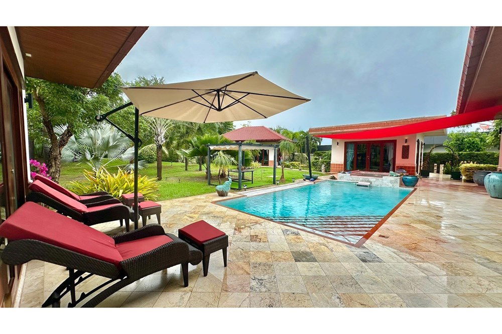 รูป [920011003-108] บ้านหรูหรา 5 ห้องนอนพร้อมสระว่ายน้ำส่วนตัว - รูปที่ 27/46