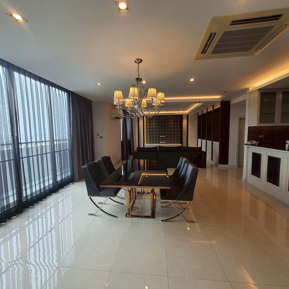 picture LB006 Luxury 2-Storey Penthouse Duplex at The Four Wings Residence Srinakarin with Panoramic City Views on the Top Floor - 5/15