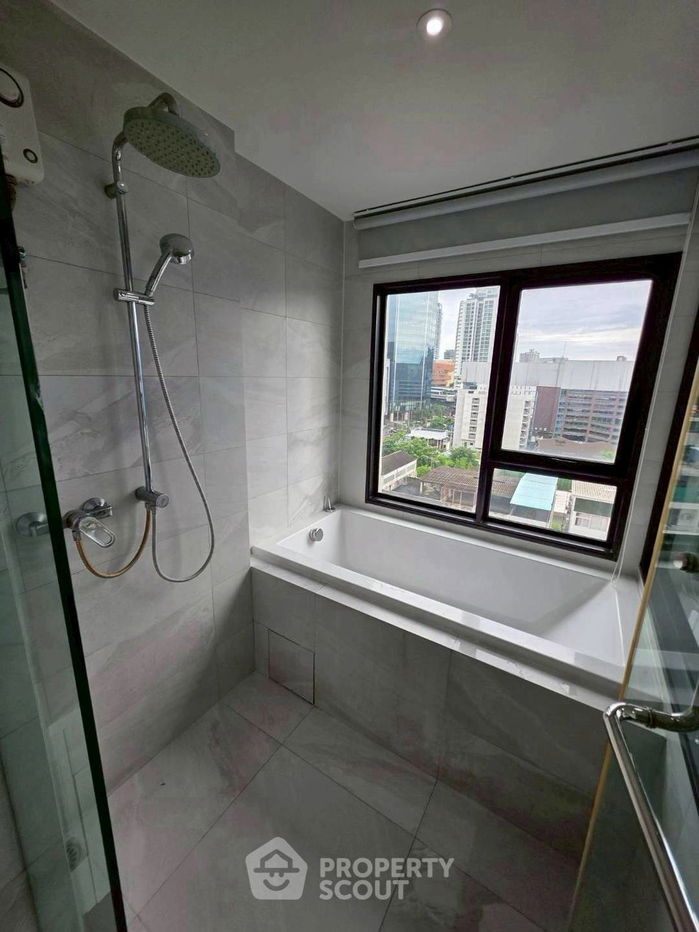 picture 2-BR Condo at Rhythm Ekkamai near BTS Ekkamai (ID 2429824) - 4/13