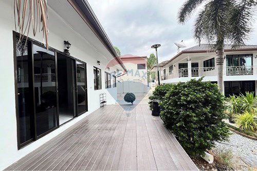 picture [920471017-341] 2 privately owned houses for rent in Huai Yai - 31/34