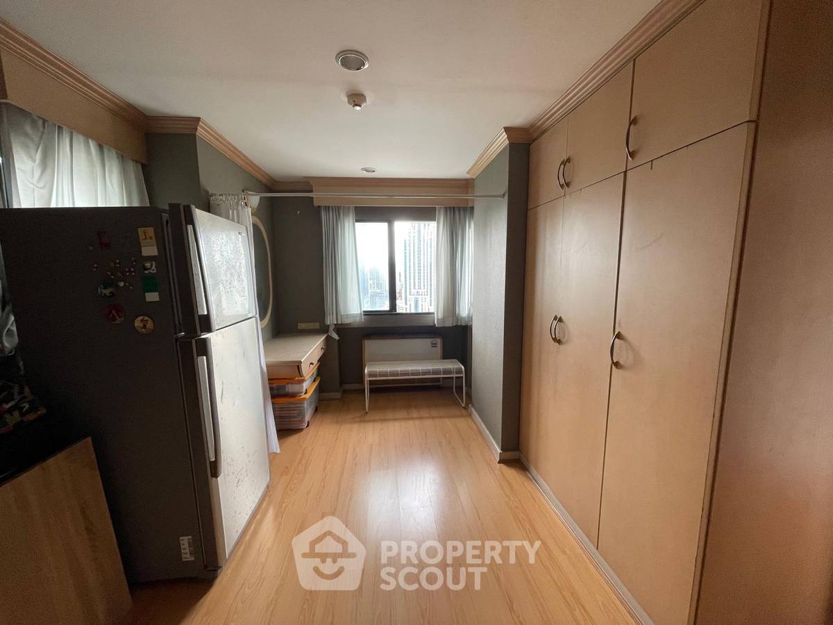 รูป คอนโด 2-ห้องนอน ที่ สุขุมวิท ปาร์ค คอนโดมิเนียม ใกล้ BTS อโศก (ID 2428908) - รูปที่ 12/13