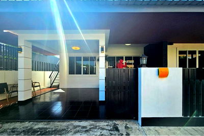 บ้านเดี่ยว ม.นานาชาติแสตมฟอร์ด หัวหิน : [920601001-384] สมอโพรง บ้านสำหรับครอบครัวกว้างขวาง 3 ห้องนอน 2 ห้องน้ำ