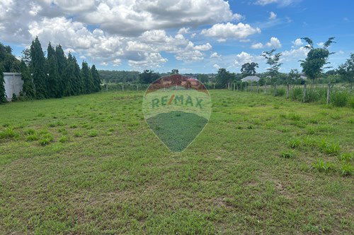 รูป [920471004-835] ที่ดินทำเลทองสำหรับขายในโป่ง ชลบุรี - รูปที่ 1/4