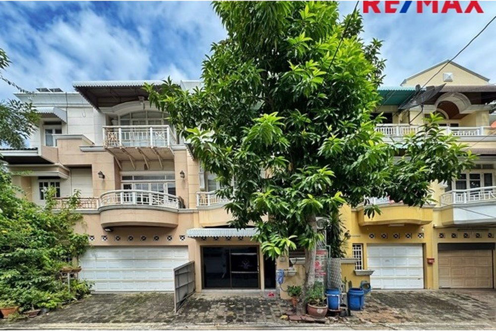 รูป [920091039-297] ขายทาวน์โฮม 3 ชั้น Garden City Lagoon ประชาชื่น - รูปที่ 2/24