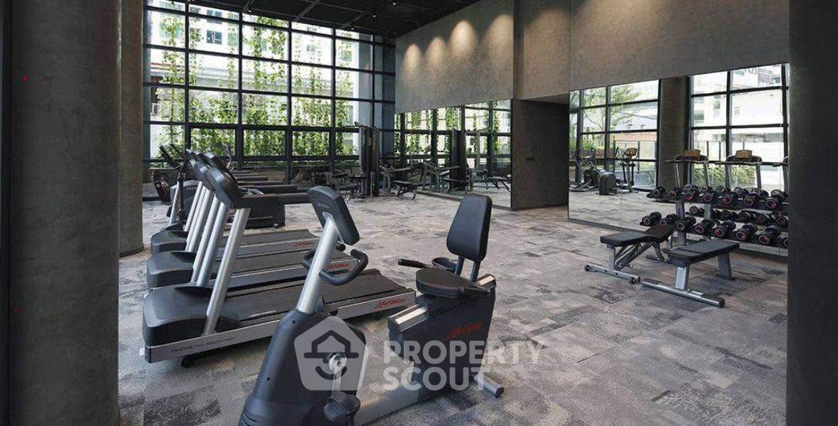 picture 2-BR Condo at The Lofts Asoke near MRT Phetchaburi (ID 2431838) - 14/14