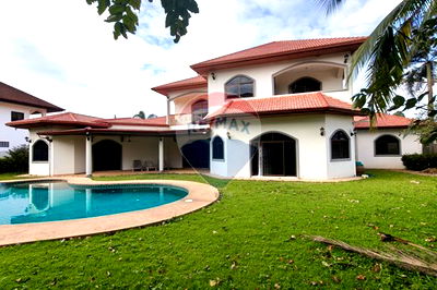 เช่าบ้านเดี่ยว บางละมุง ชลบุรี : [920311045-58] บ้านว่างให้เช่าใกล้โรงเรียนนานาชาติรีเจ้นท์พัทยา