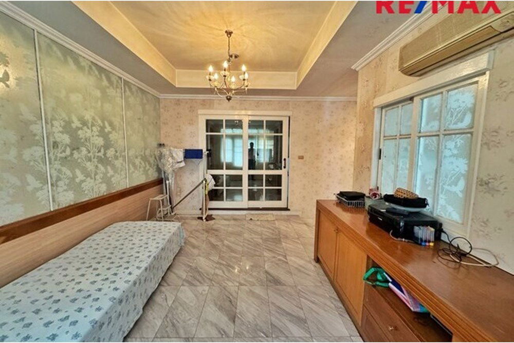 รูป [920091039-297] ขายทาวน์โฮม 3 ชั้น Garden City Lagoon ประชาชื่น - รูปที่ 16/24