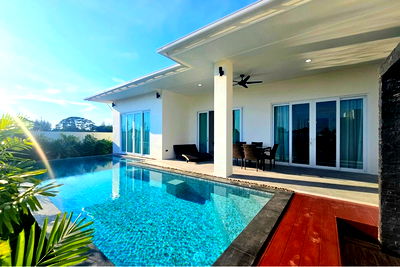 Houses for sale Hua Hin Prachaubkirikhan : [920601001-515] Aileen, New Modern House, 3 Bed 3 Bath, in Hua Hin Soi 70 For Sale