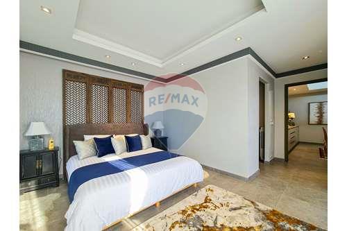 รูป [920601001-62] Brand New Villa Luxury Modern Thai Design in Sam Phra Ya For Sale - รูปที่ 30/41