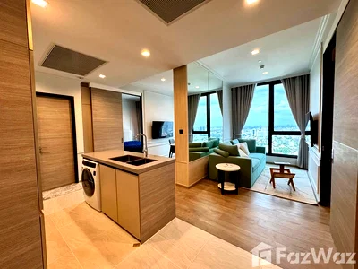 Condos for rent : 2 Bedrooms Condo for rent at The Crest Park Residences 5585512