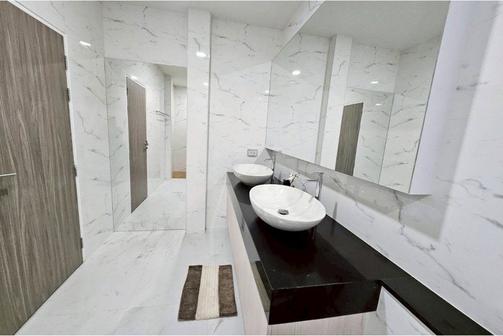 picture [920311028-274] Last chance! Luxury corner house for sale @Garden Ville 6 Pattaya. - 15/30