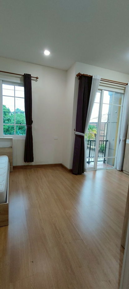 รูป ขาย 🏠ทาวน์โฮม 2 ชั้นโกลเด้น ทาวน์ รัตนาธิเบศร์-สถานีรถไฟฟ้าไทรม้า 4 นอน 3 น้ำจอดรถ 2 คัน 21 ตรว. 📍ซ.ไทรม้า 11 - รูปที่ 9/10