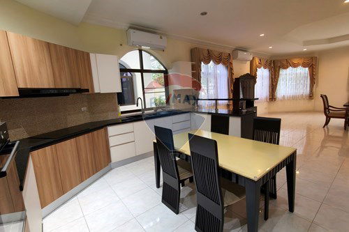 picture [920311045-58] House for rent Convinant to International school Regent Pattaya - 25/58