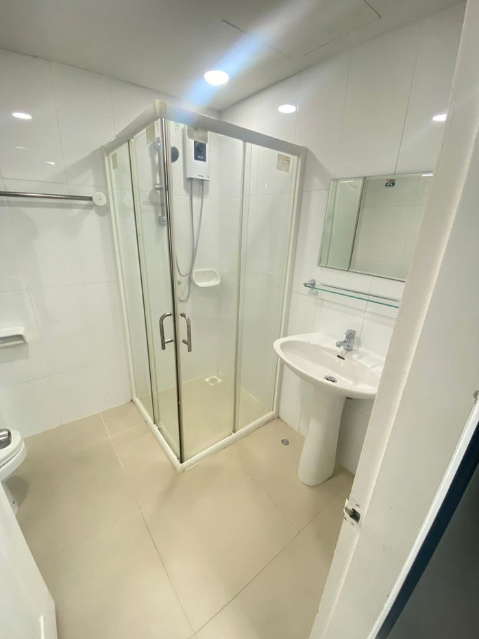 picture The Escape Condominium Sukhumvit 101/1 - 3/7