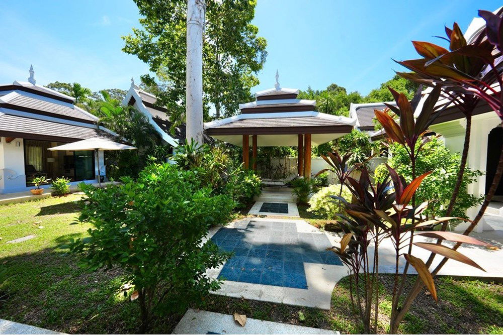 รูป [920121068-53] Charming 3-bedroom Balinese villa walkable to Bang Kao Beach - รูปที่ 21/34